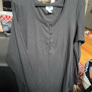 Old Navy 3x black scoop neck Henley long sleeve